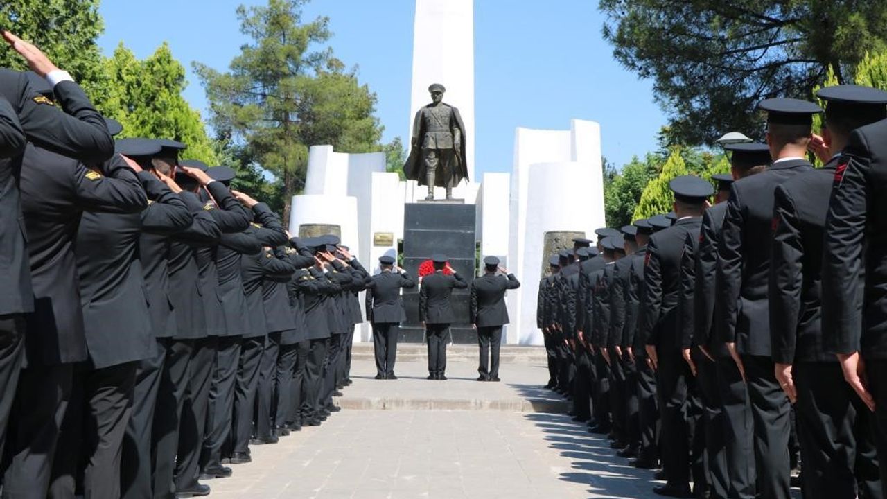 Batman ve Diyarbakır’da Jandarma Teşkilatının 184. kuruluş yıl dönümü kutlandı