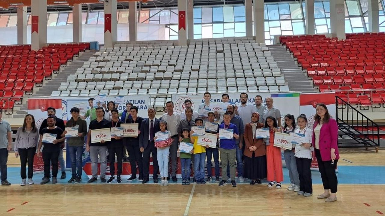 TEKNOBEST Erzincan Ortaokul ve Liseler arası robot yarışması düzenlendi