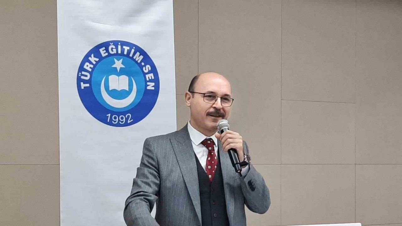 Türk Eğitim-Sen Genel Başkanı Geylan: "Gerekiyorsa kariyer takvimi güncellenmelidir"