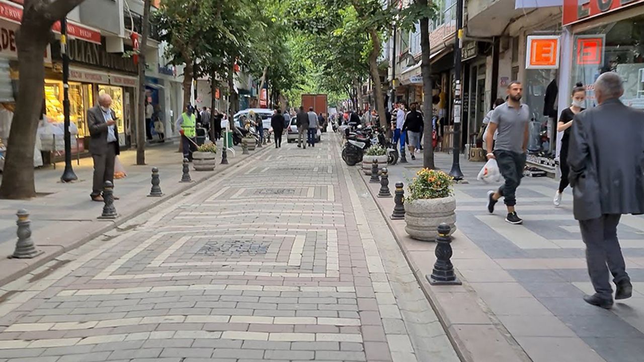 Şarköy'de Atatürk Caddesi hizmete açılıyor